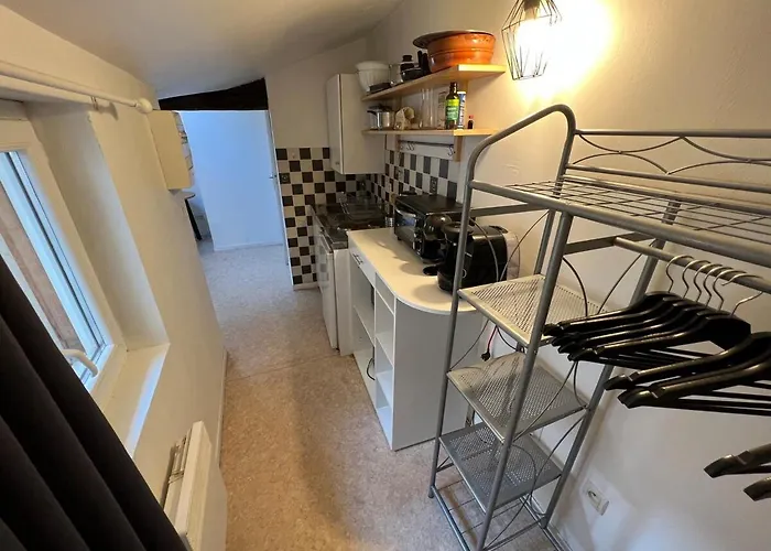 Apartment Place Sainte Claire *